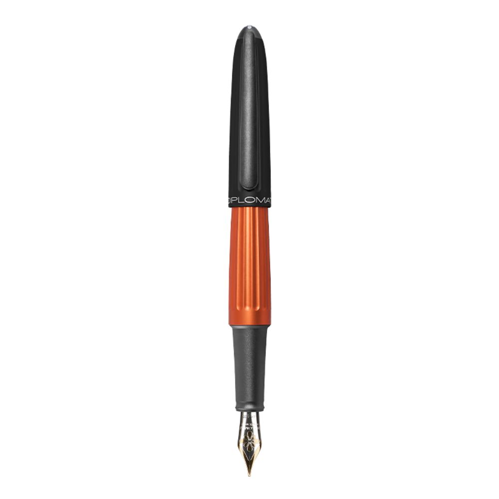 Stilou Diplomat Aero, cu penita M, aurita 14kt. - black orange_1